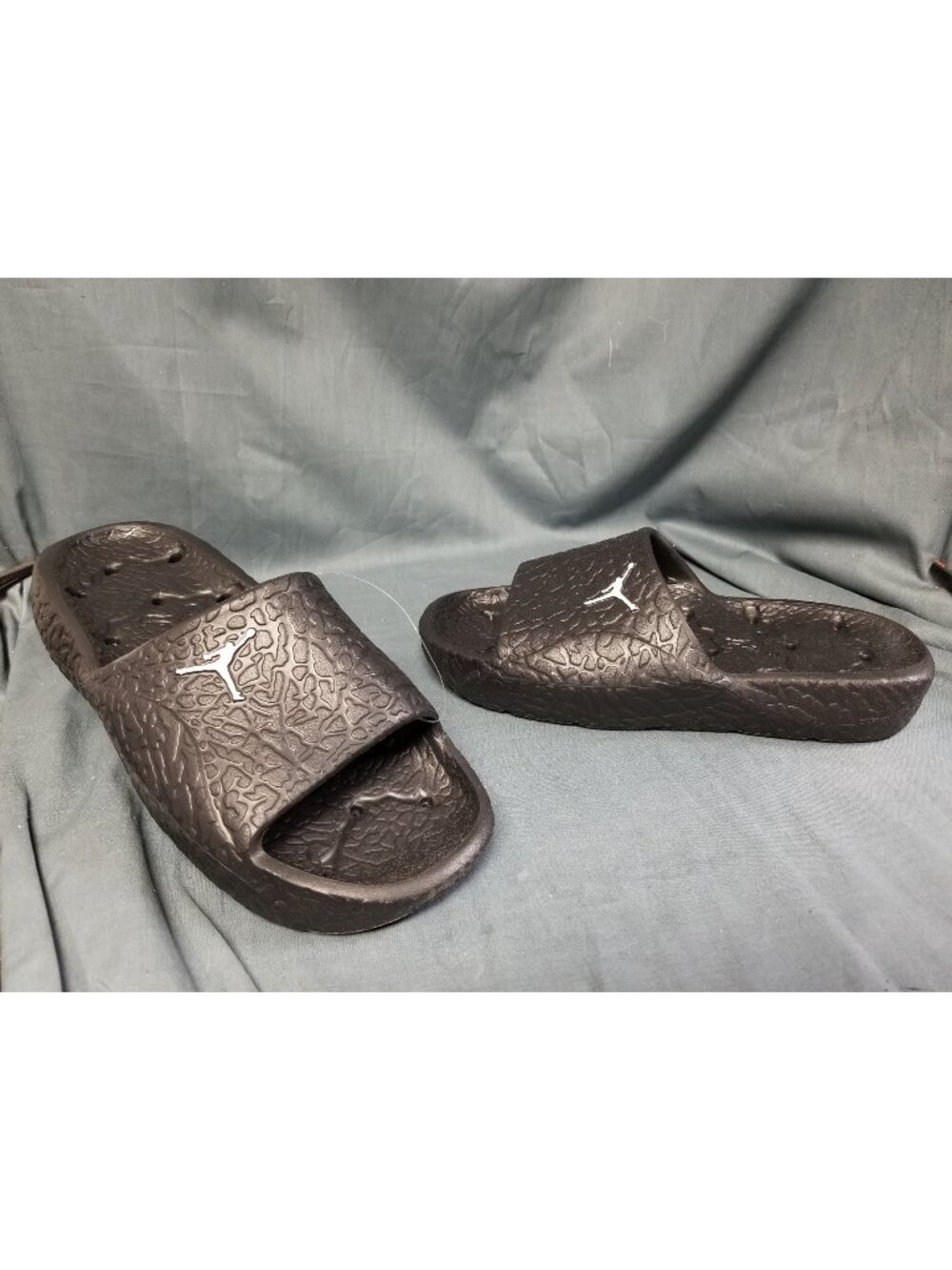 Jordan Franchise Shower Slides Black White HQ2163 001 Mens Size 8 NEW w/TAGS!